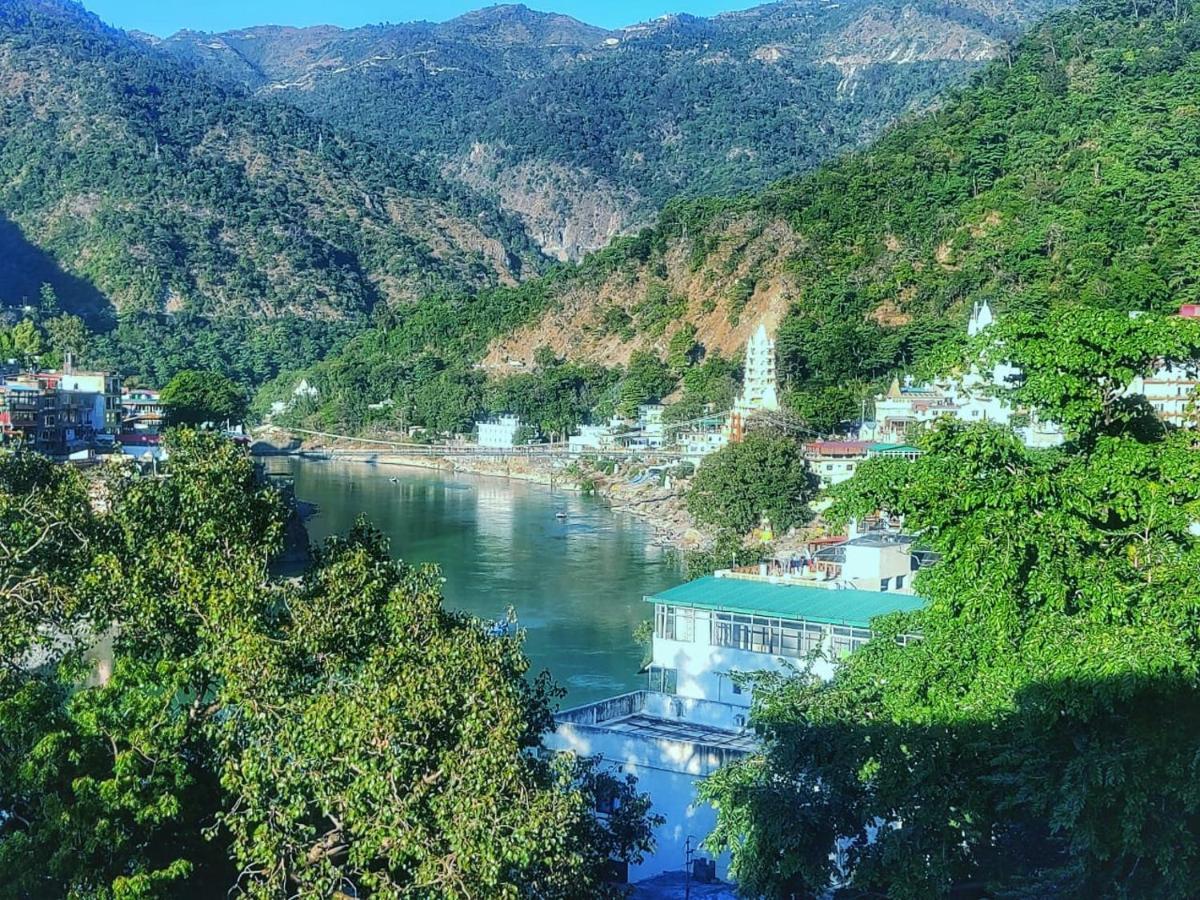 A Pousada Zostel Rishikesh, Laxman Jhula Exterior foto
