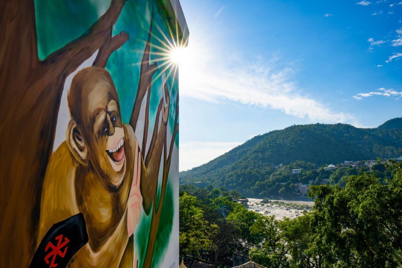 A Pousada Zostel Rishikesh, Laxman Jhula Exterior foto